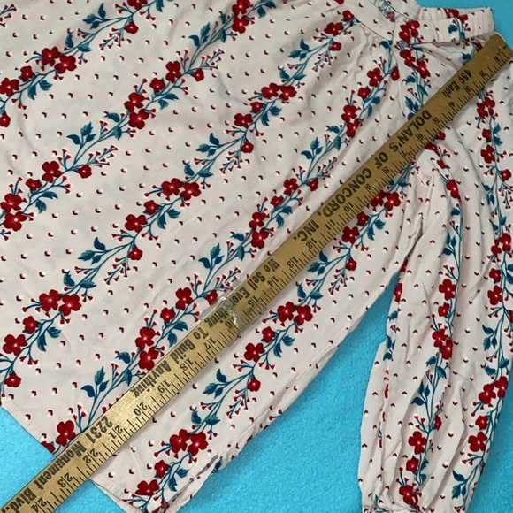 OLD NAVY floral long sleeve button cuffs square neckline size M - Picture 9 of 10